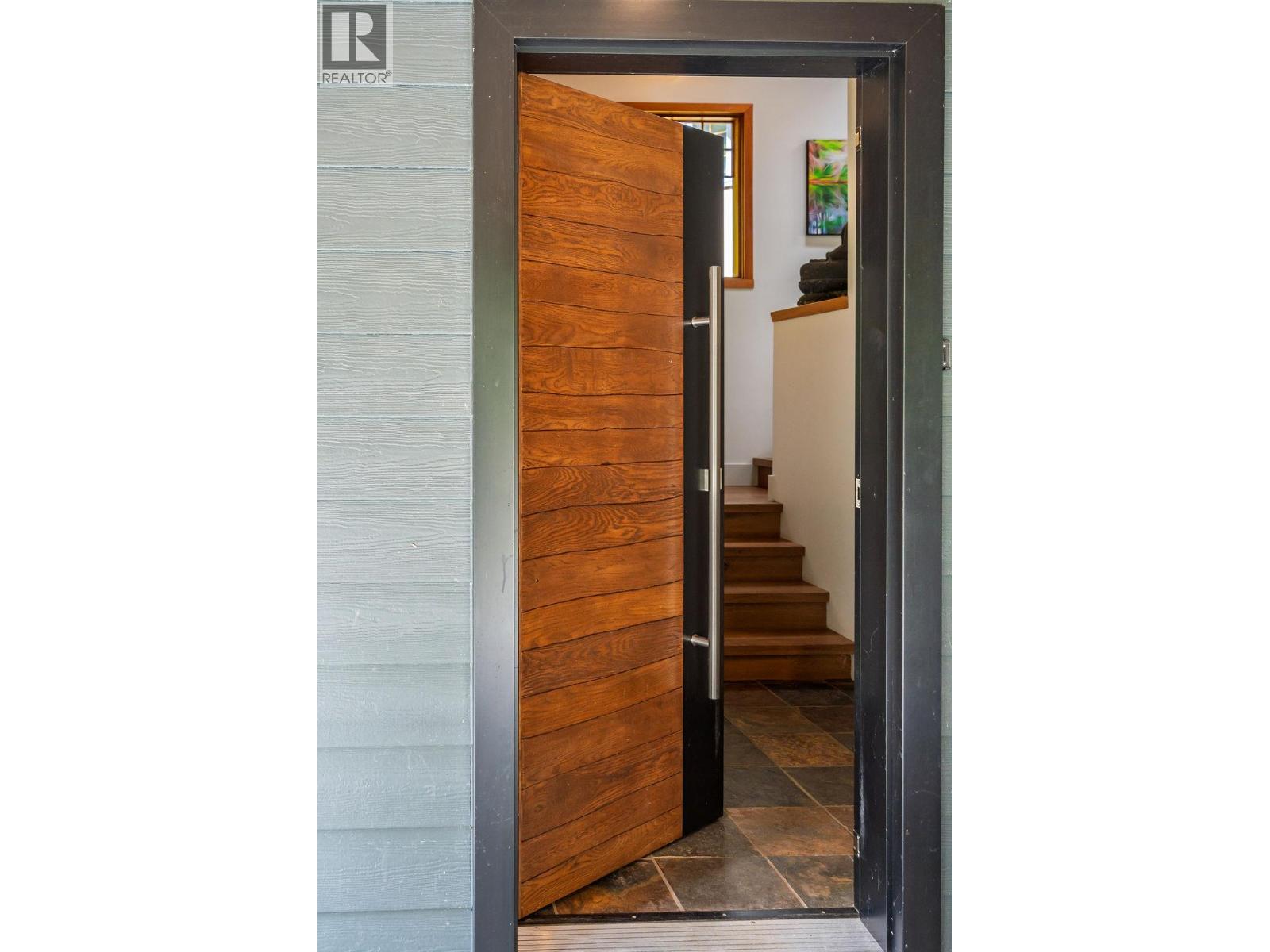 4225 3a Highway, Nelson, British Columbia  V1L 6N1 - Photo 7 - 10359107