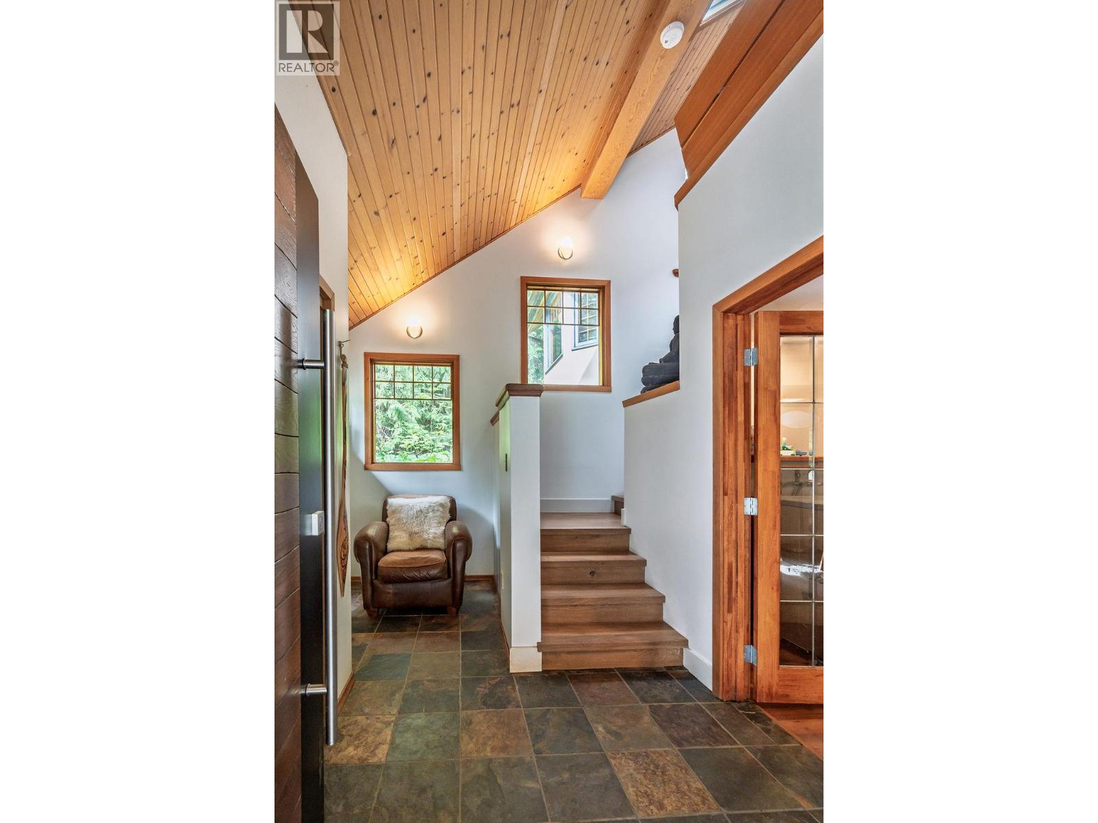 4225 3a Highway, Nelson, British Columbia  V1L 6N1 - Photo 11 - 10359107