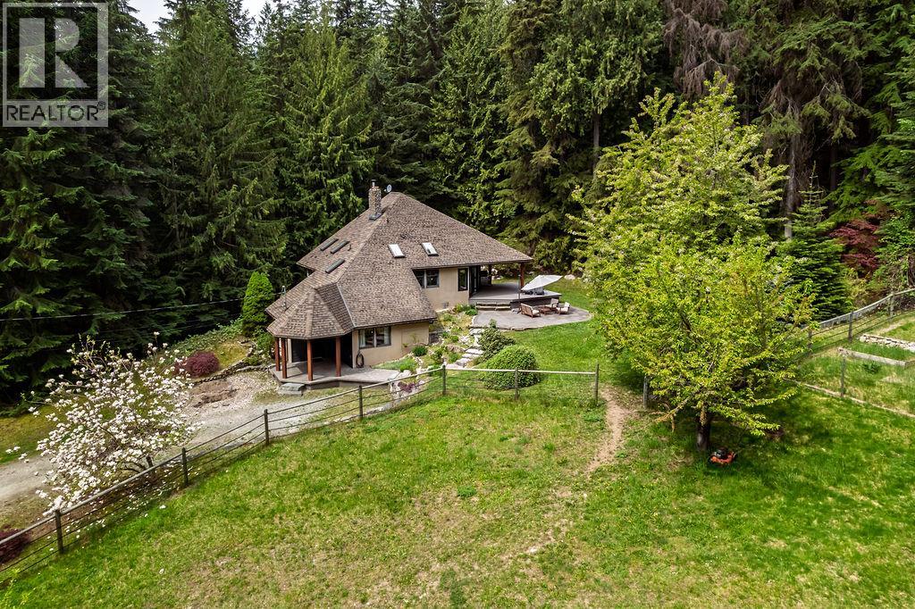 4225 3a Highway, Nelson, British Columbia  V1L 6N1 - Photo 75 - 10359107