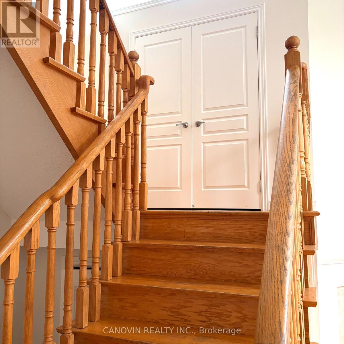 46 Misty Well Drive, Richmond Hill, Ontario  L4E 4J5 - Photo 14 - N12543824