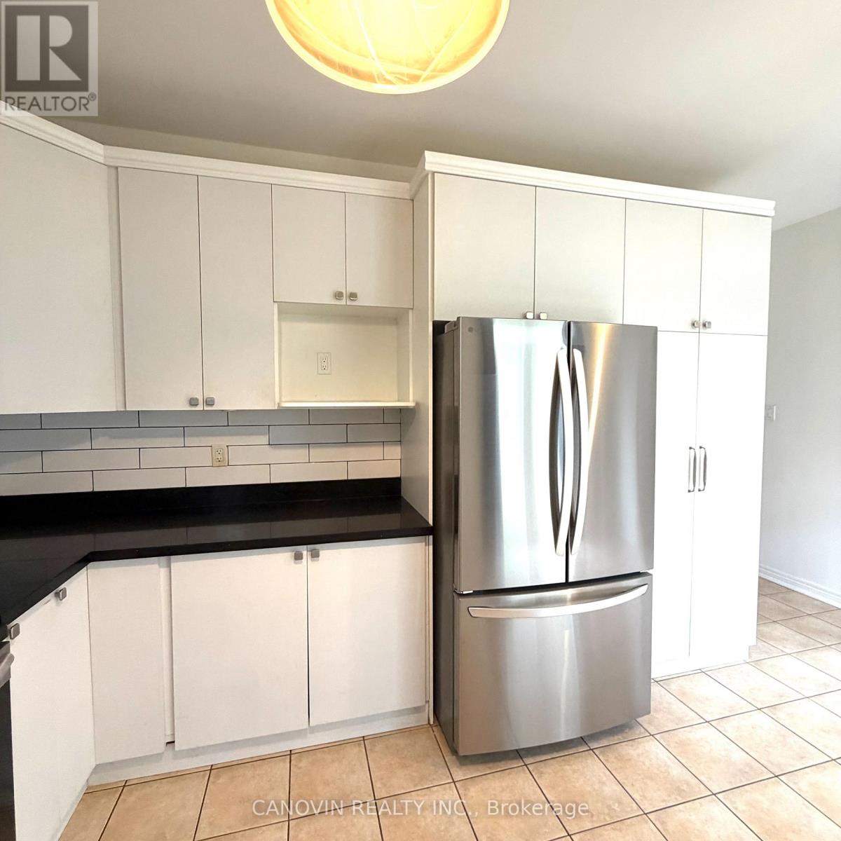 46 Misty Well Drive, Richmond Hill, Ontario  L4E 4J5 - Photo 17 - N12543824