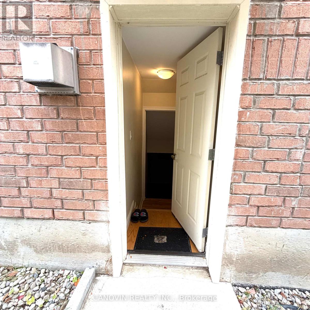 46 Misty Well Drive, Richmond Hill, Ontario  L4E 4J5 - Photo 21 - N12543824