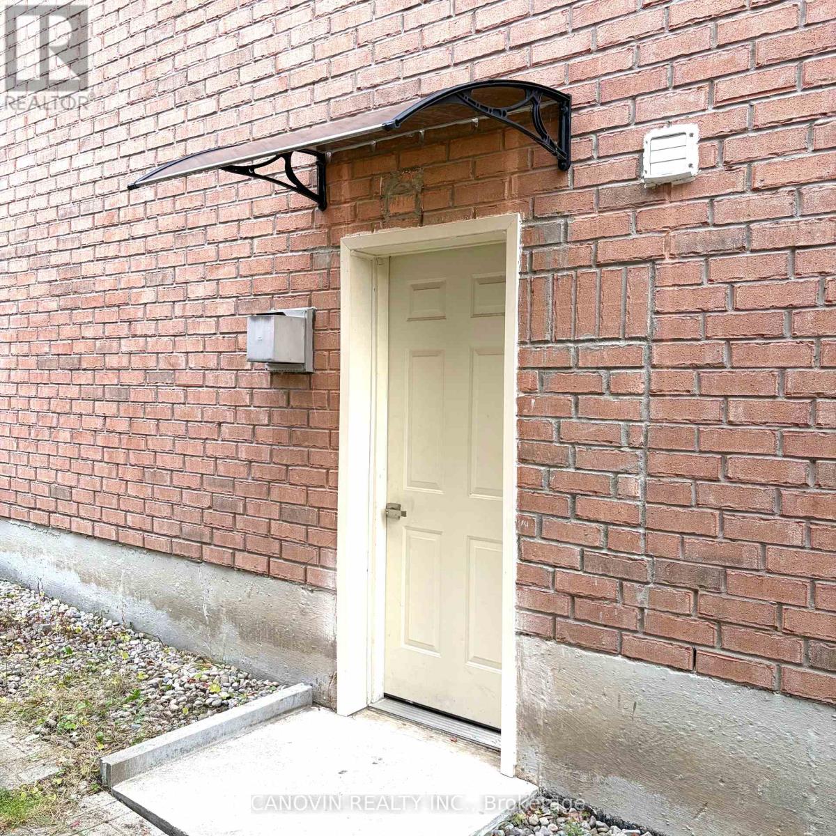 46 Misty Well Drive, Richmond Hill, Ontario  L4E 4J5 - Photo 22 - N12543824