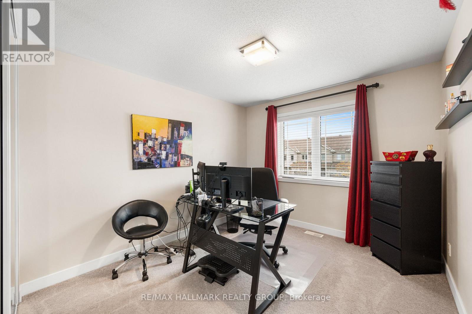 311 Travis Street, Ottawa, Ontario  K1W 0E5 - Photo 17 - X12543850