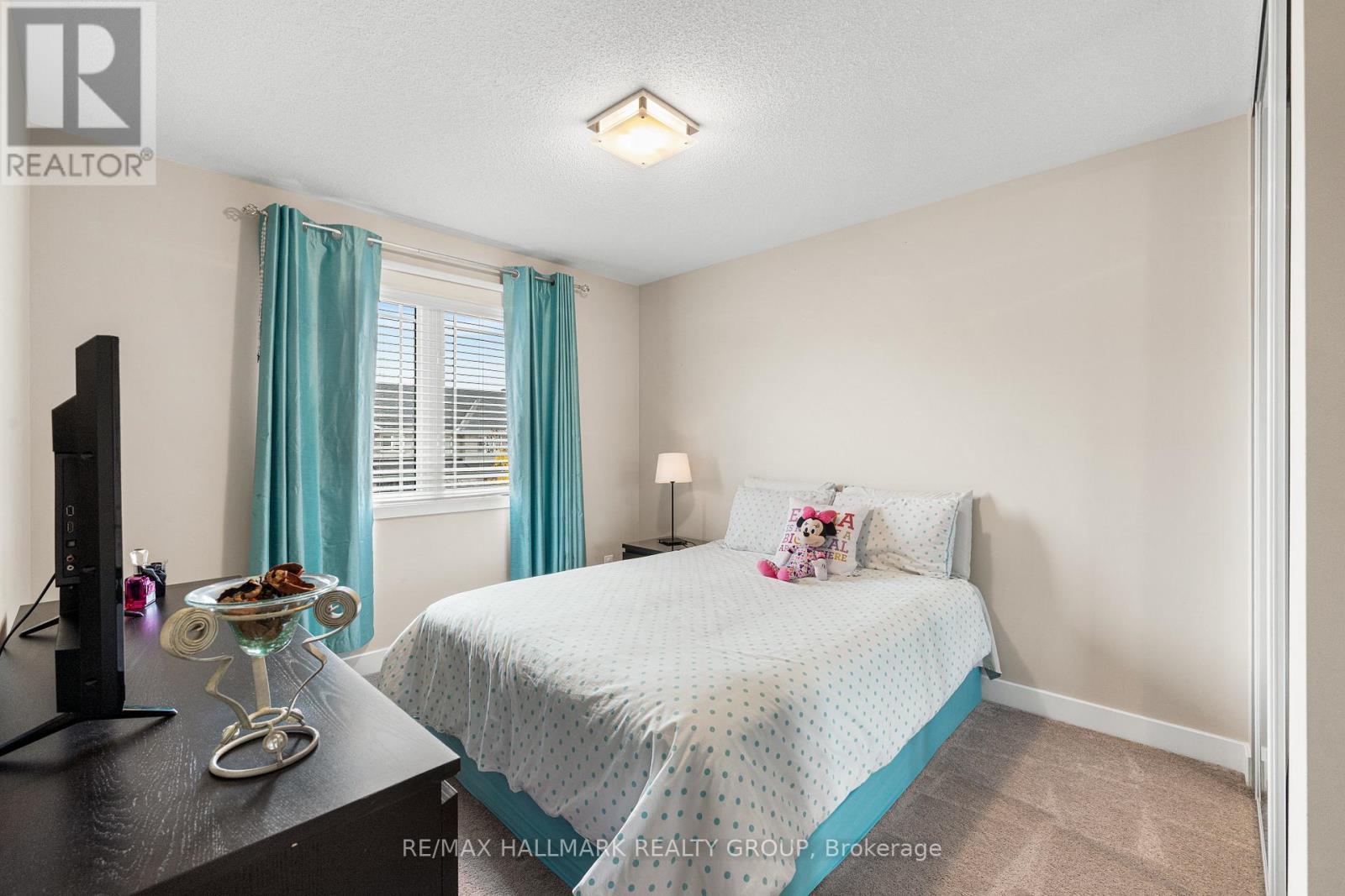 311 Travis Street, Ottawa, Ontario  K1W 0E5 - Photo 18 - X12543850