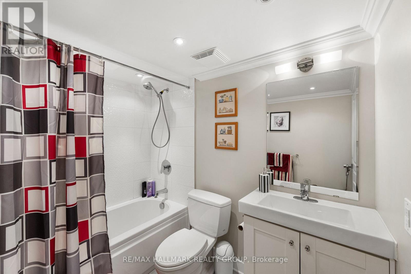 311 Travis Street, Ottawa, Ontario  K1W 0E5 - Photo 22 - X12543850