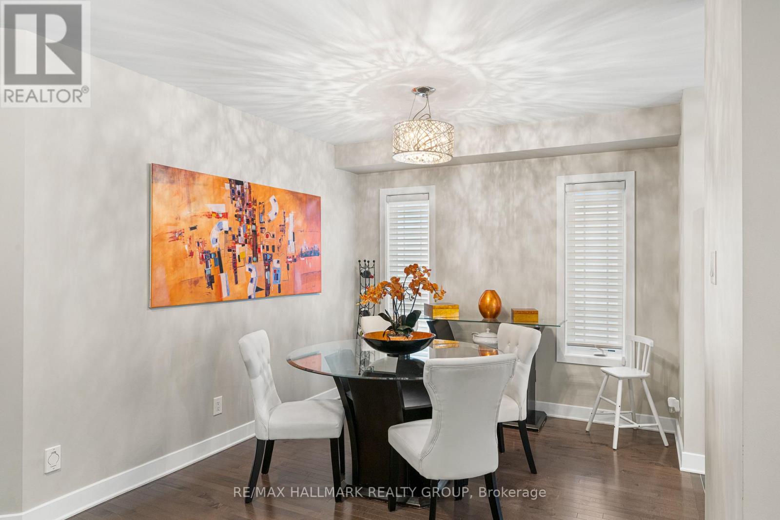 311 Travis Street, Ottawa, Ontario  K1W 0E5 - Photo 7 - X12543850