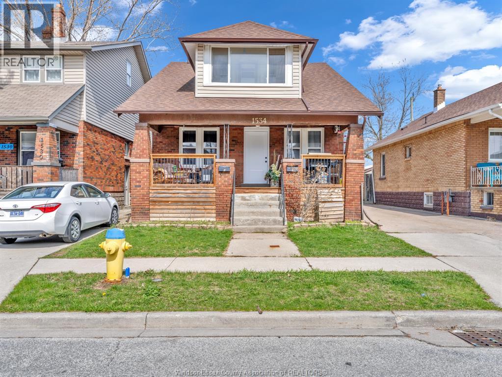 1534 Lillian AVENUE, Windsor, Ontario