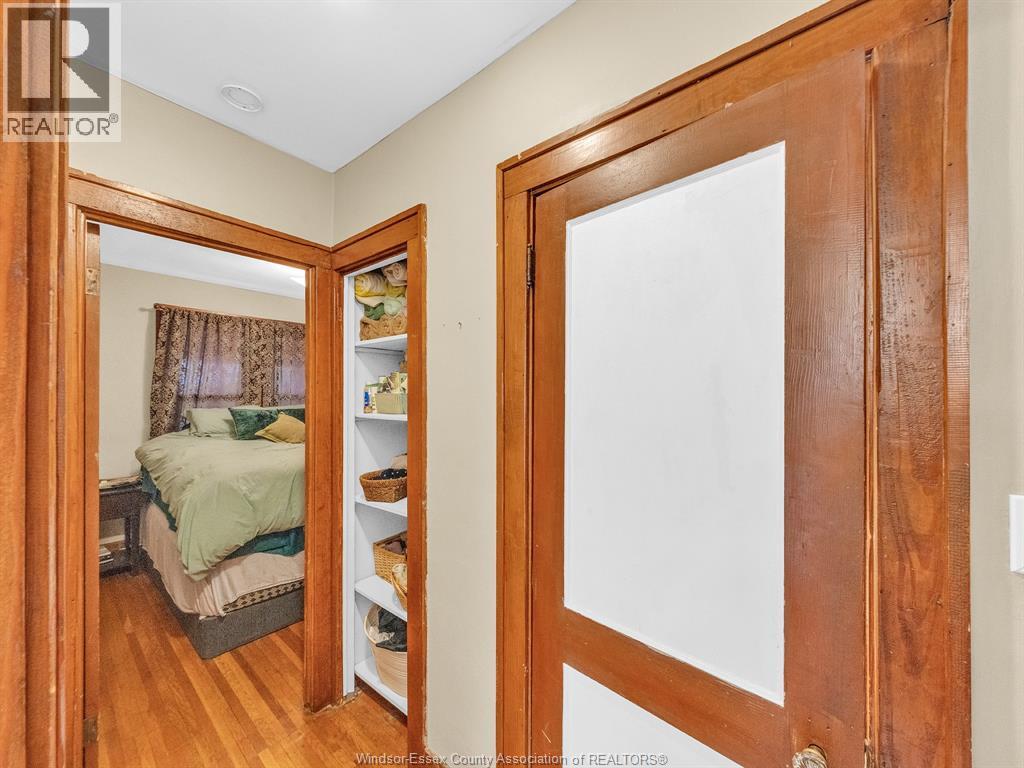 1534 Lillian Avenue, Windsor, Ontario  N8X 4A8 - Photo 19 - 25028737