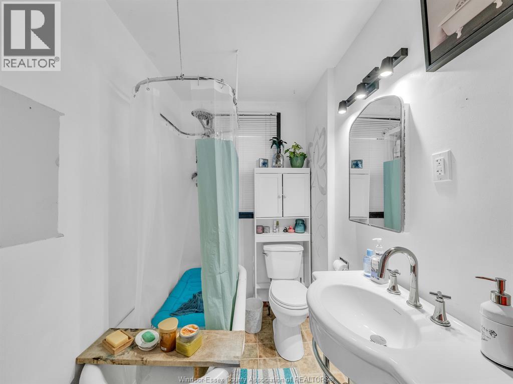 1534 Lillian Avenue, Windsor, Ontario  N8X 4A8 - Photo 24 - 25028737