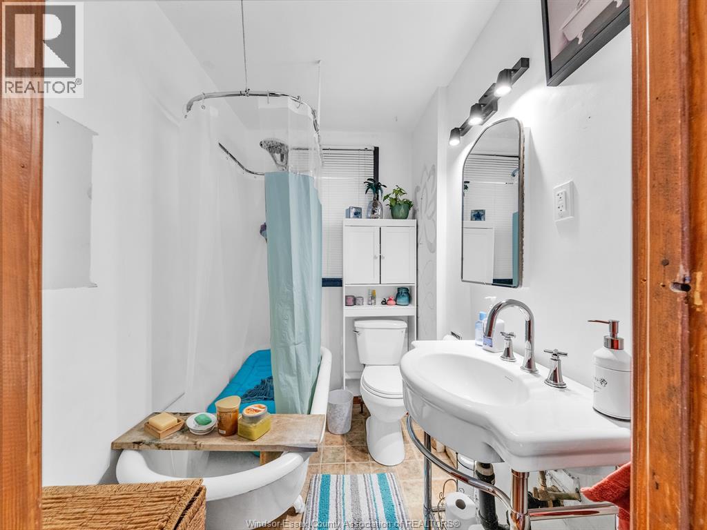 1534 Lillian Avenue, Windsor, Ontario  N8X 4A8 - Photo 25 - 25028737