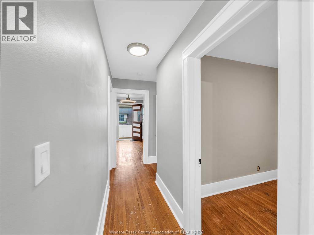1534 Lillian Avenue, Windsor, Ontario  N8X 4A8 - Photo 38 - 25028737