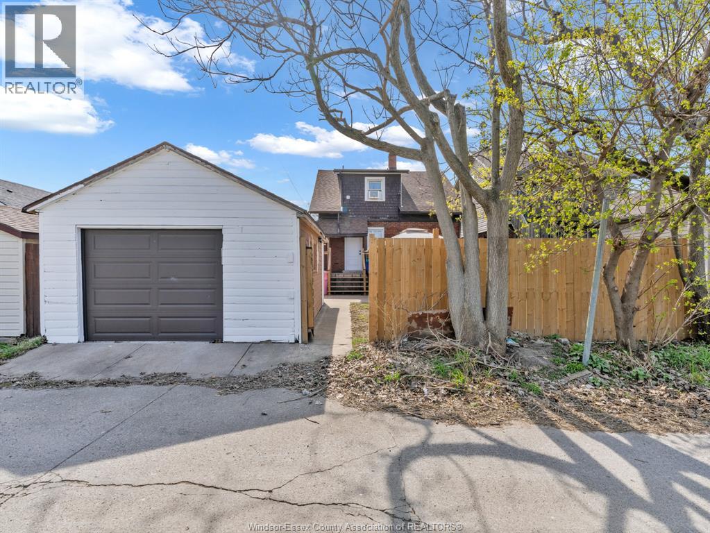 1534 Lillian Avenue, Windsor, Ontario  N8X 4A8 - Photo 9 - 25028737