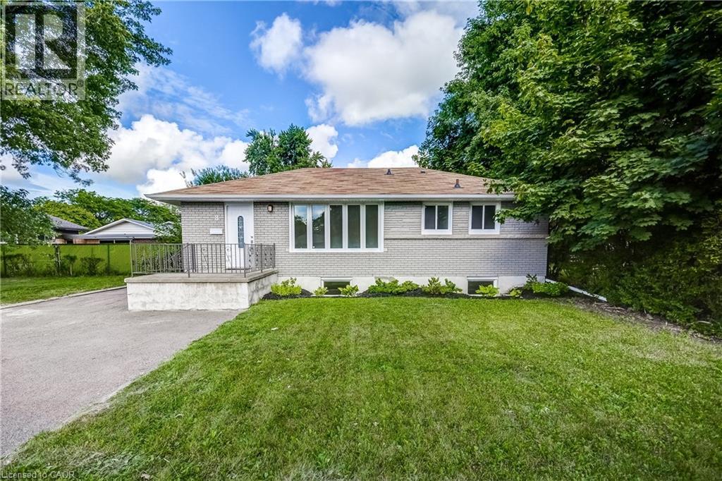 8 GLENGARRY Road, St. Catharines, Ontario