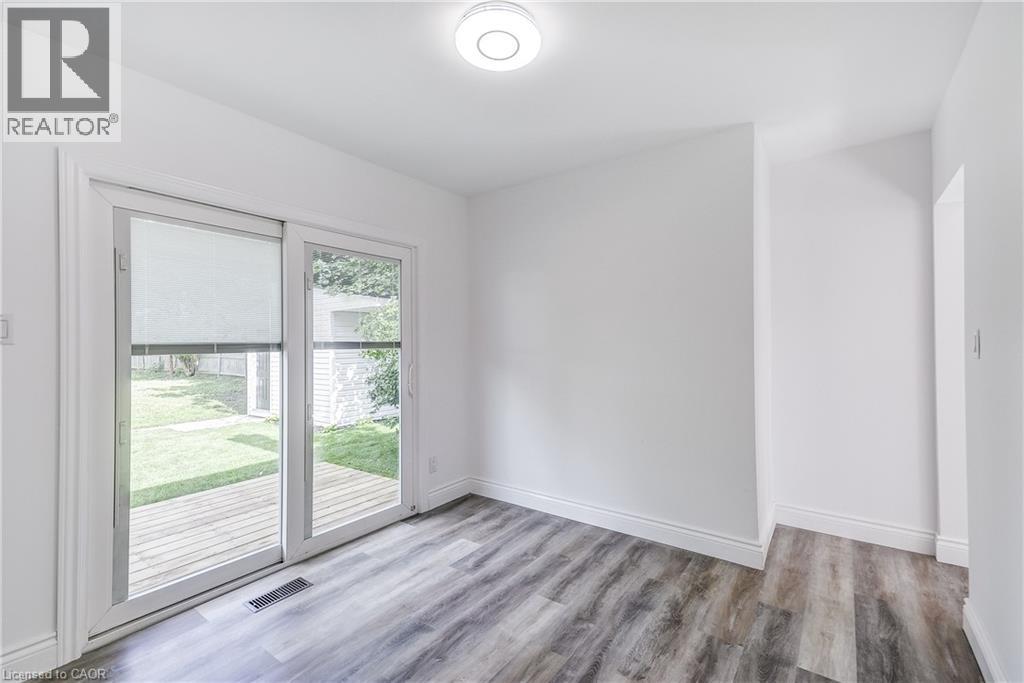 8 Glengarry Road, St. Catharines, Ontario  L2T 2T8 - Photo 18 - 40782479