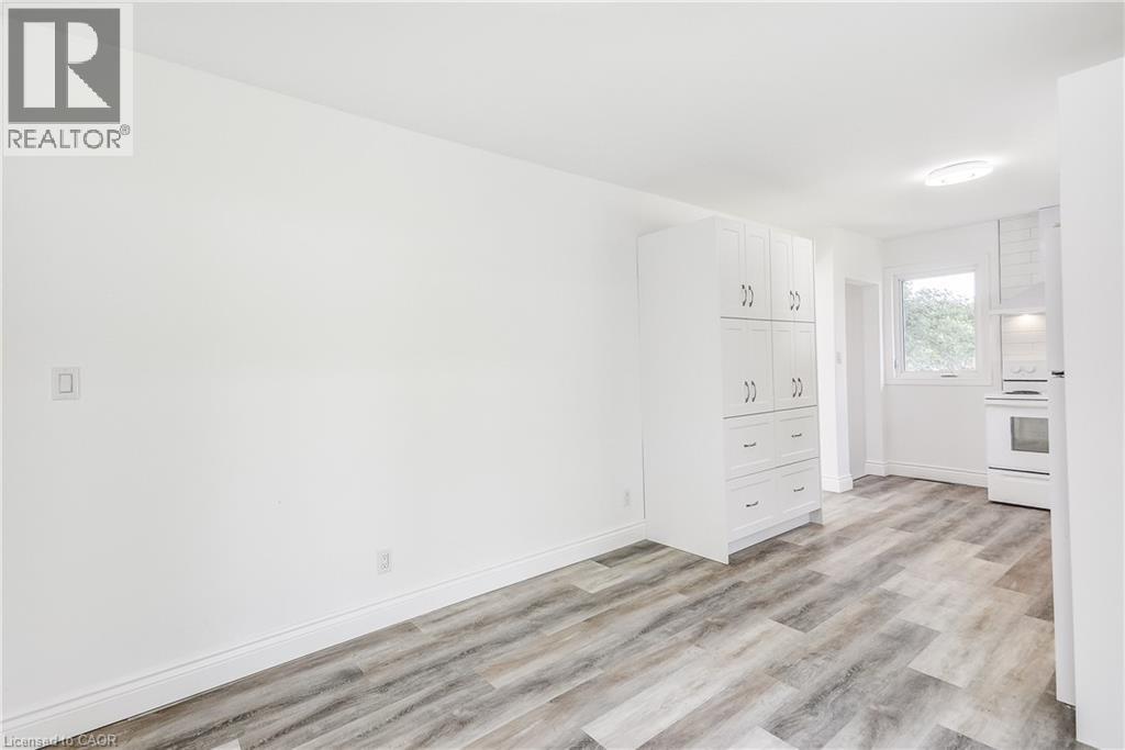 8 Glengarry Road, St. Catharines, Ontario  L2T 2T8 - Photo 19 - 40782479