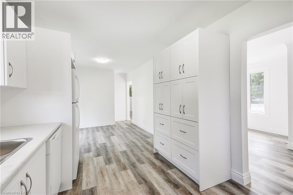 8 Glengarry Road, St. Catharines, Ontario  L2T 2T8 - Photo 22 - 40782479