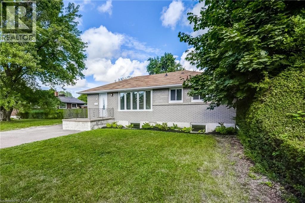 8 Glengarry Road, St. Catharines, Ontario  L2T 2T8 - Photo 3 - 40782479