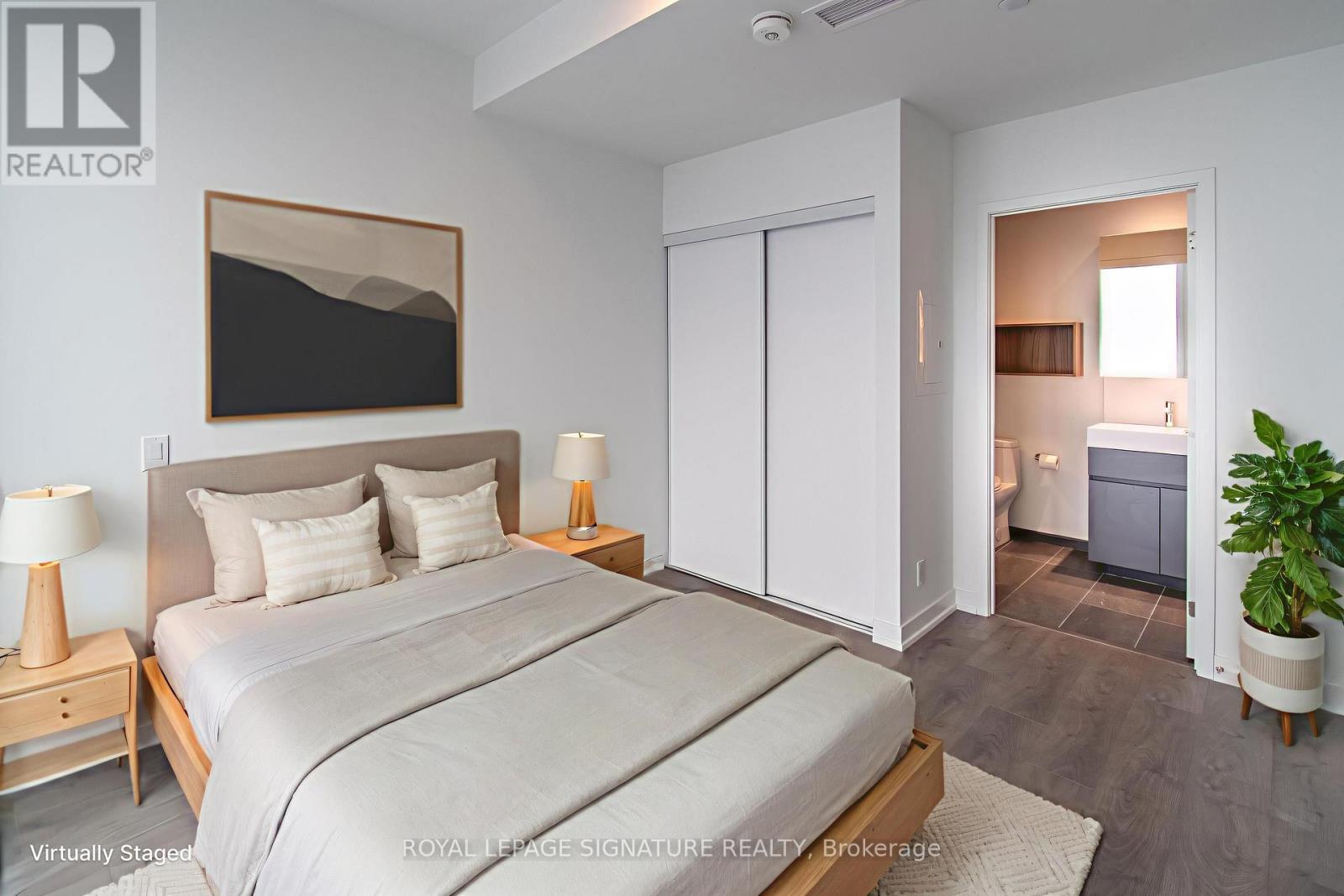 2201 - 39 Mary Street, Barrie, Ontario  L4N 1S9 - Photo 14 - S12542408