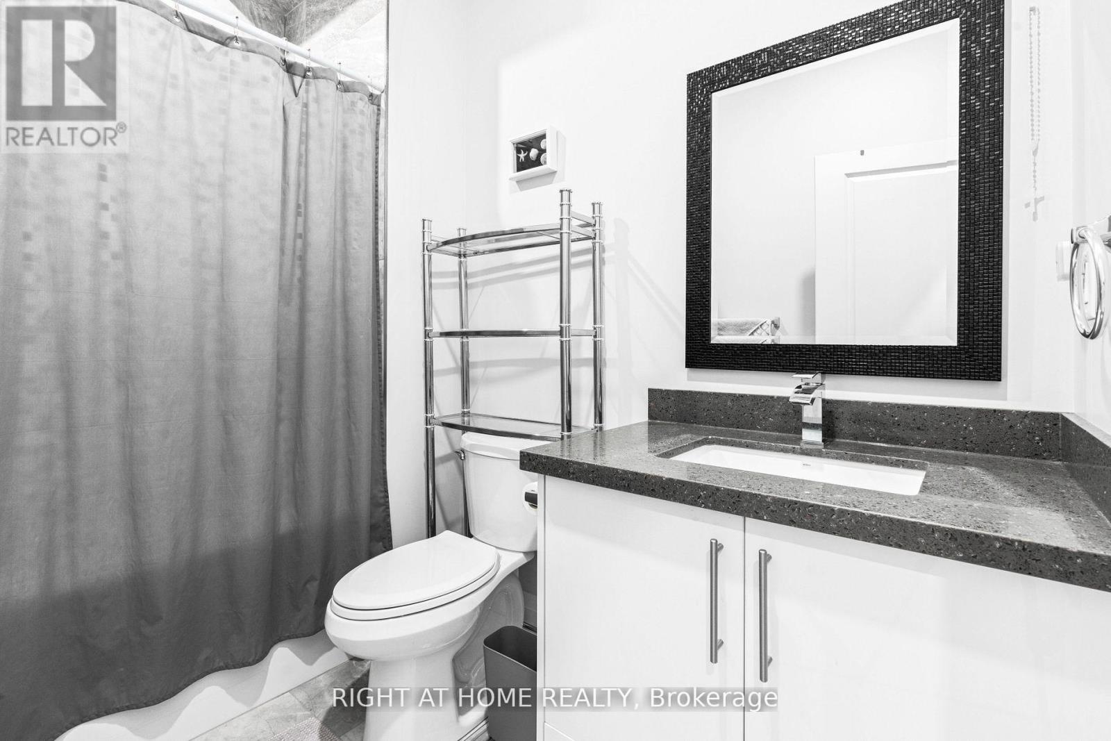 993 Gilmore Avenue, Innisfil, Ontario  L0L 1W0 - Photo 22 - N12543848