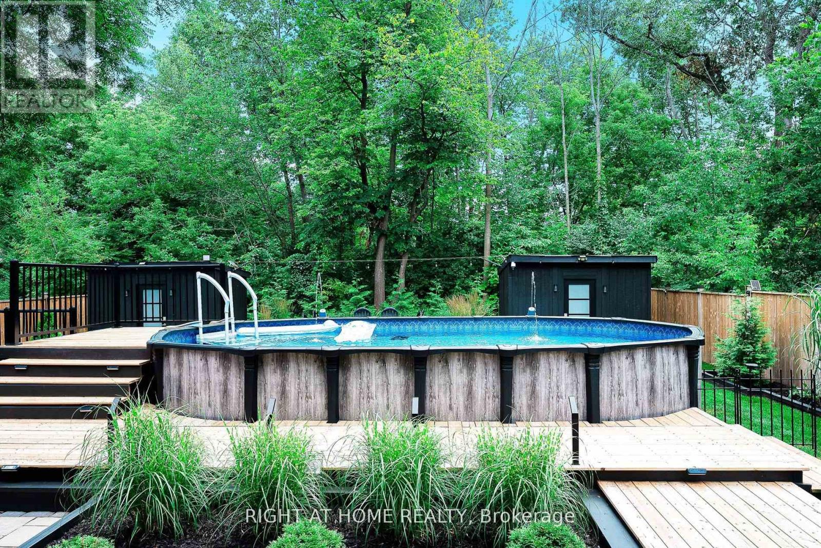 993 Gilmore Avenue, Innisfil, Ontario  L0L 1W0 - Photo 31 - N12543848