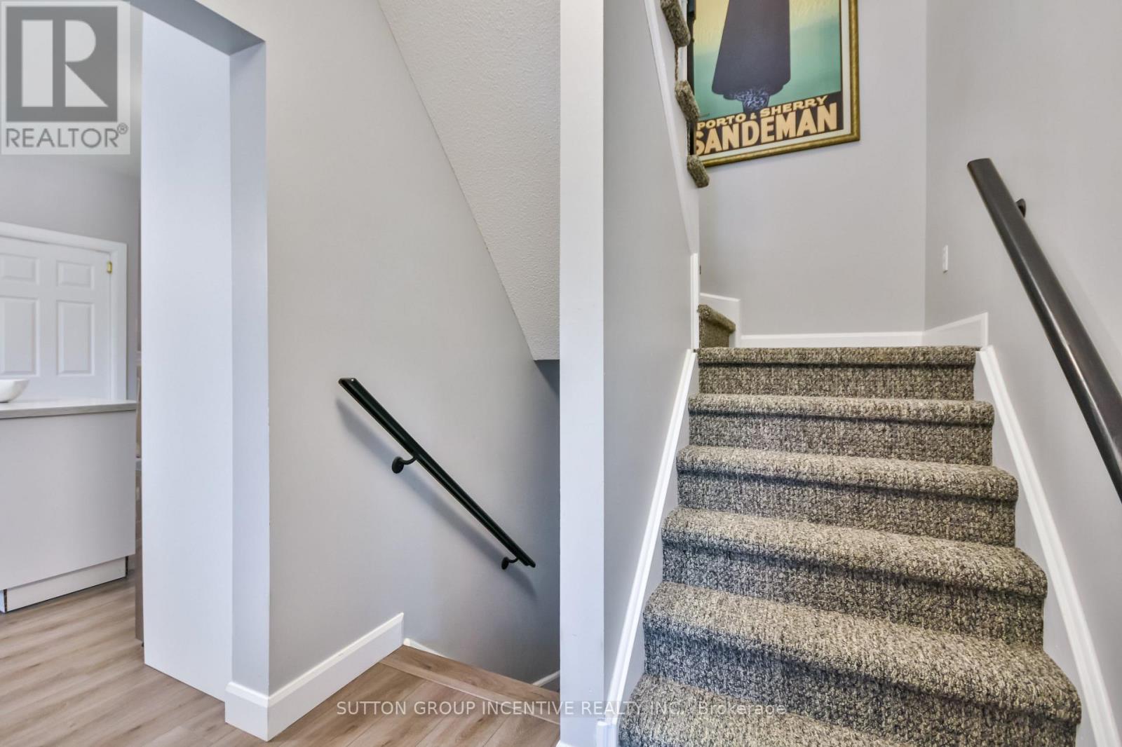 30 Bruce Crescent, Barrie, Ontario  L4N 8T8 - Photo 22 - S12543832