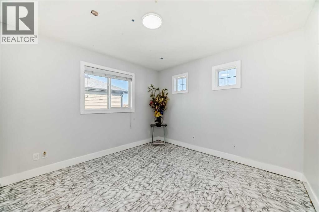 193 Rainbow Falls Heath, Chestermere, Alberta  T1X 0S7 - Photo 26 - A2250699