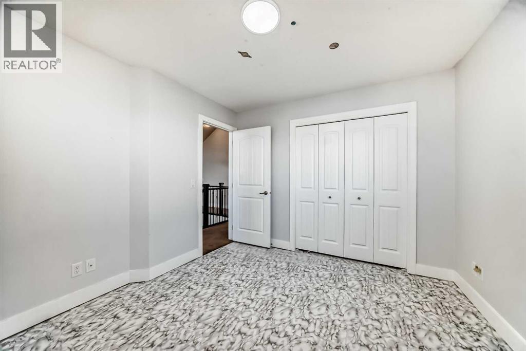 193 Rainbow Falls Heath, Chestermere, Alberta  T1X 0S7 - Photo 27 - A2250699