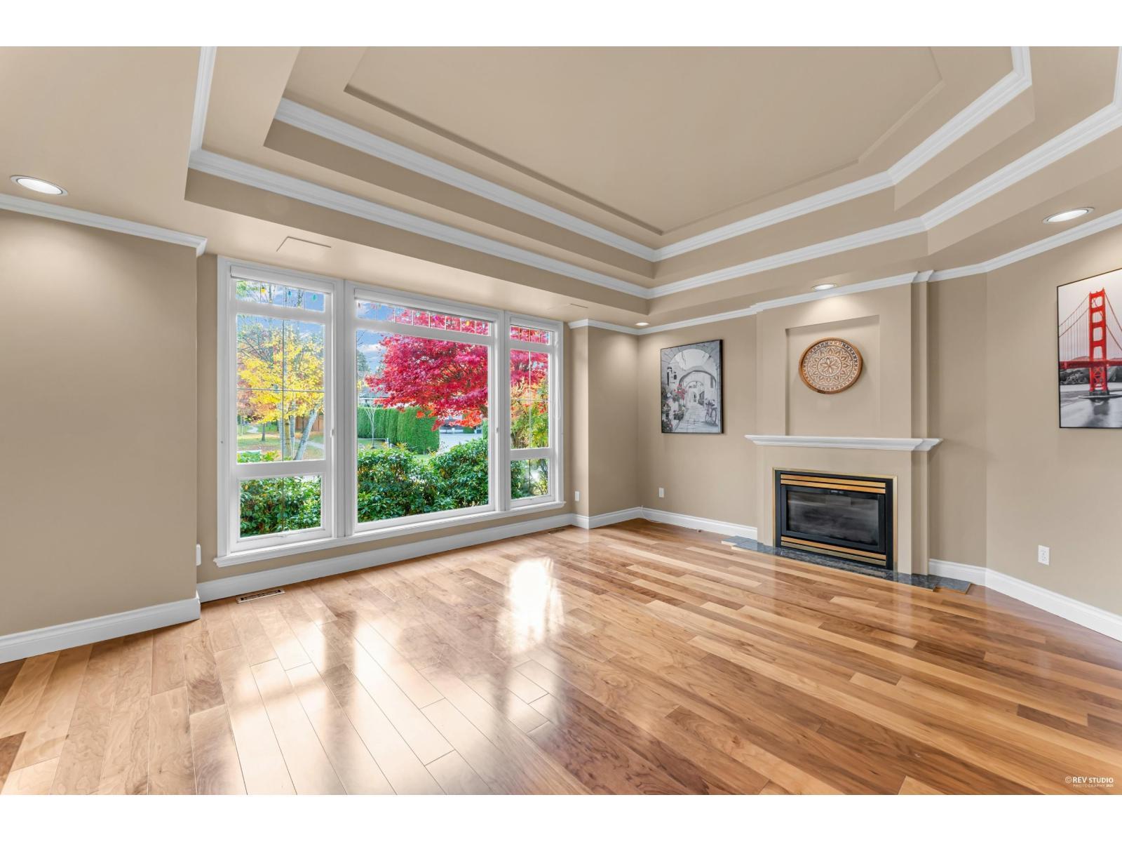 13681 21 Avenue, Surrey, British Columbia  V4A 9V6 - Photo 3 - R3067243