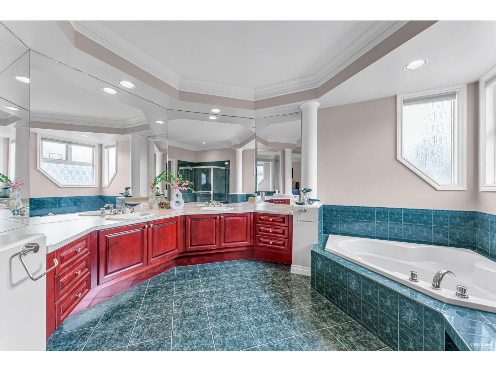 13681 21 Avenue, Surrey, British Columbia  V4A 9V6 - Photo 34 - R3067243