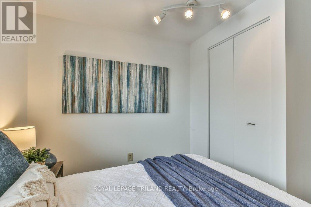 960 Osgoode Drive, London South, Ontario  N6E 1E1 - Photo 30 - X12543864