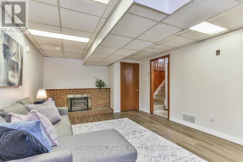 960 Osgoode Drive, London South, Ontario  N6E 1E1 - Photo 35 - X12543864