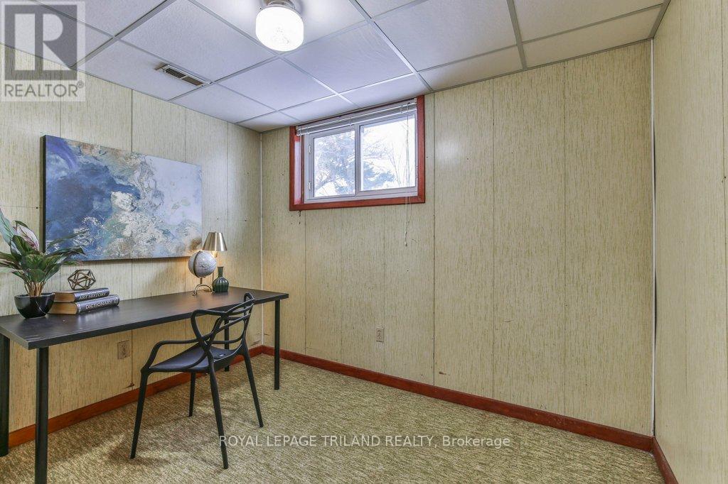 960 Osgoode Drive, London South, Ontario  N6E 1E1 - Photo 37 - X12543864