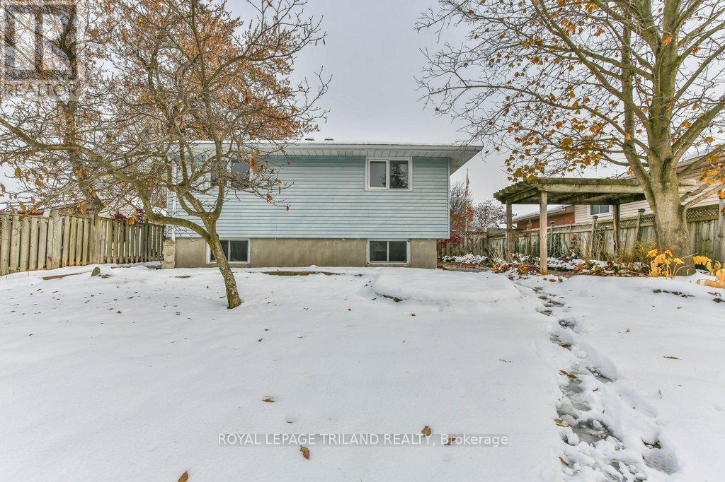 960 Osgoode Drive, London South, Ontario  N6E 1E1 - Photo 47 - X12543864