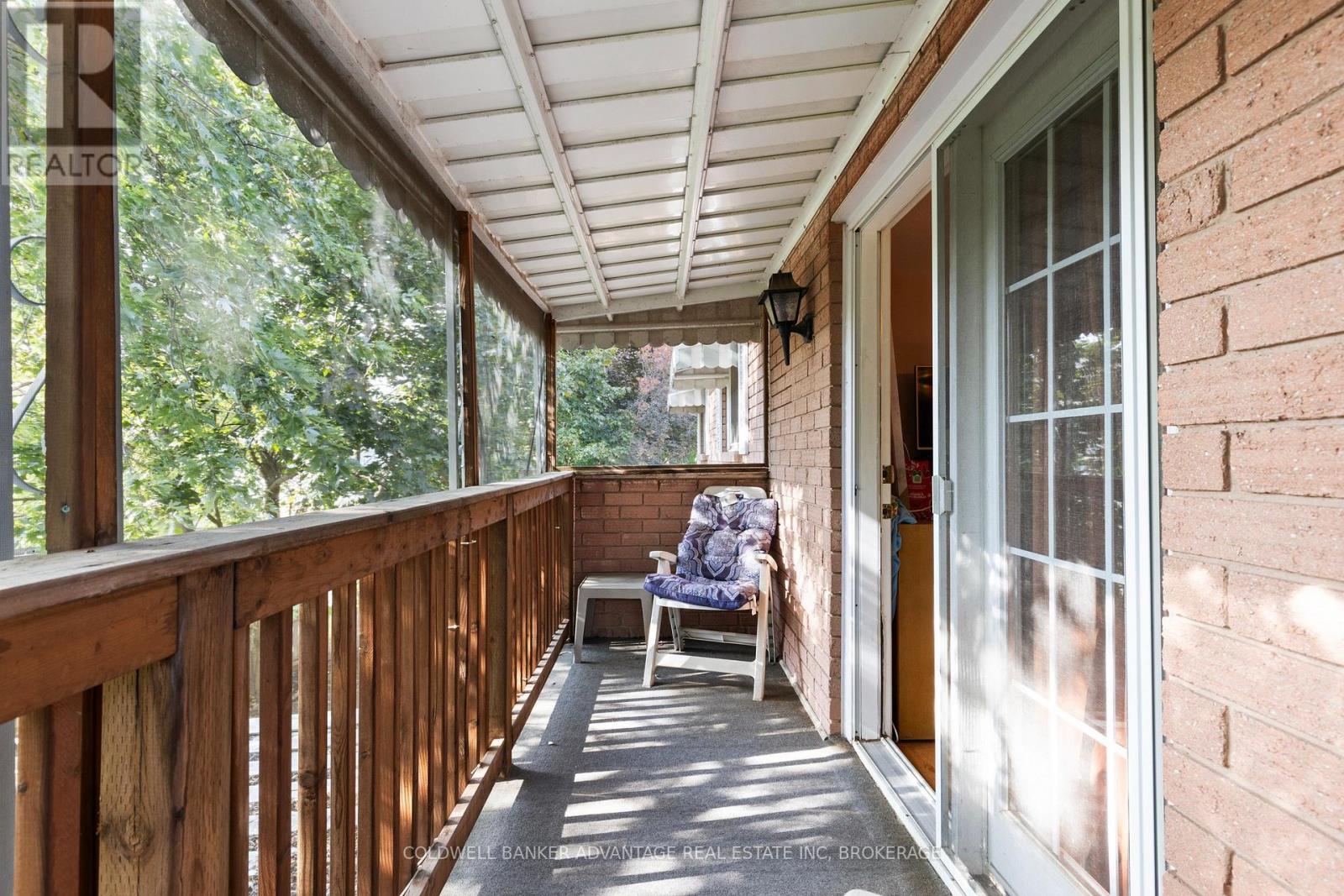 35 Woodrush Avenue, Welland, Ontario L3C 6S6 - Photo 16 - X12543860