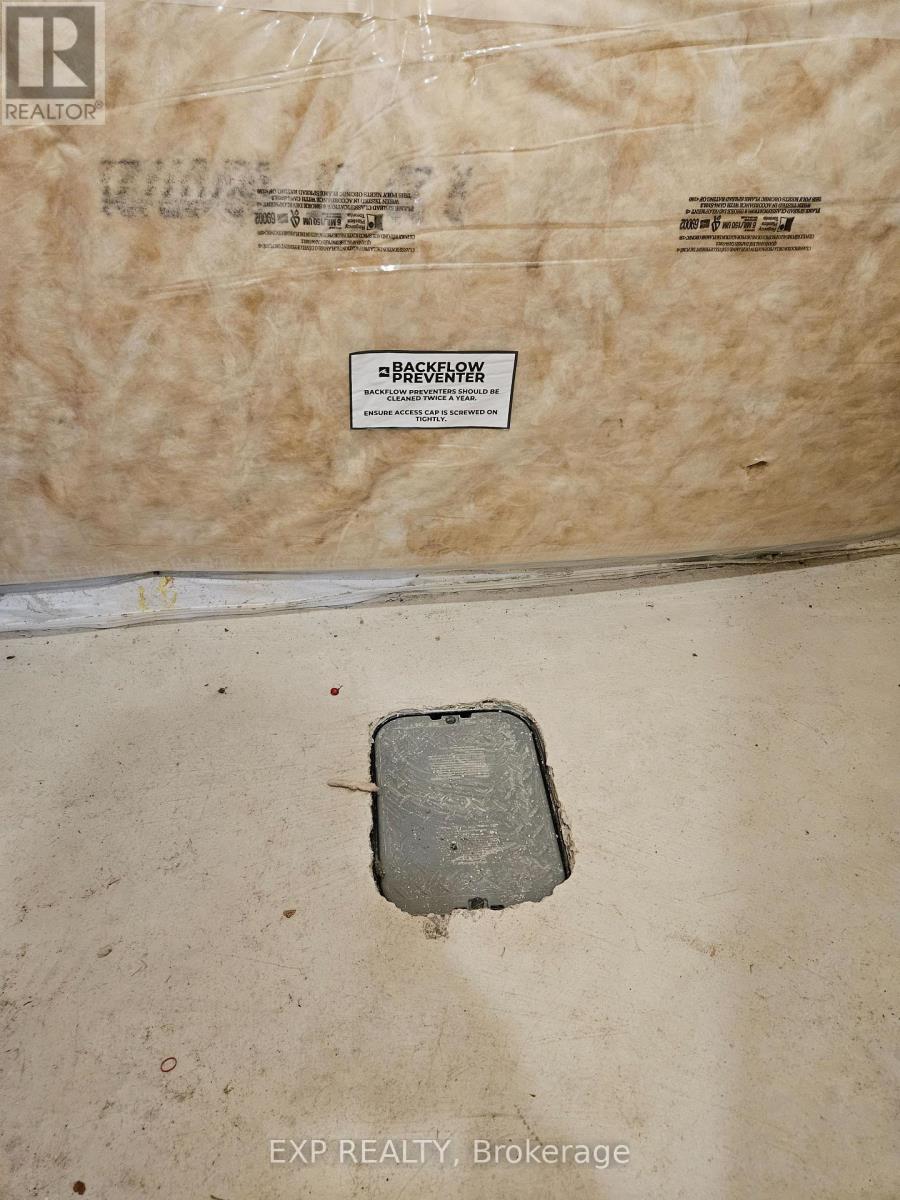 180 Sunflower Place, Welland, Ontario  L3C 0H9 - Photo 32 - X12543840