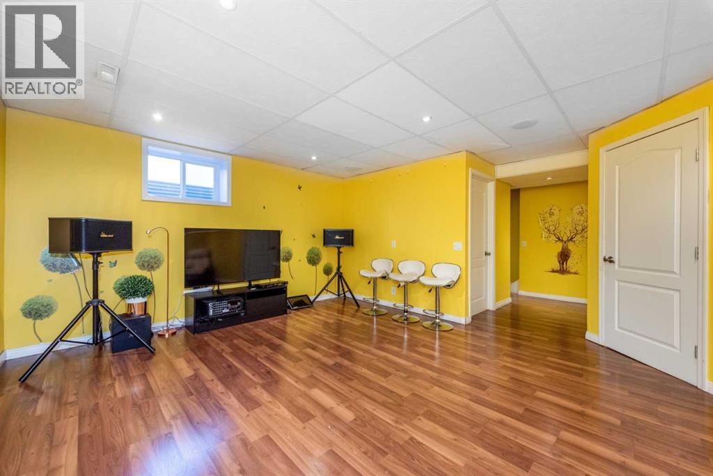 25 Hidden Valley Manor Nw, Calgary, Alberta  T3A 5V4 - Photo 9 - A2269849