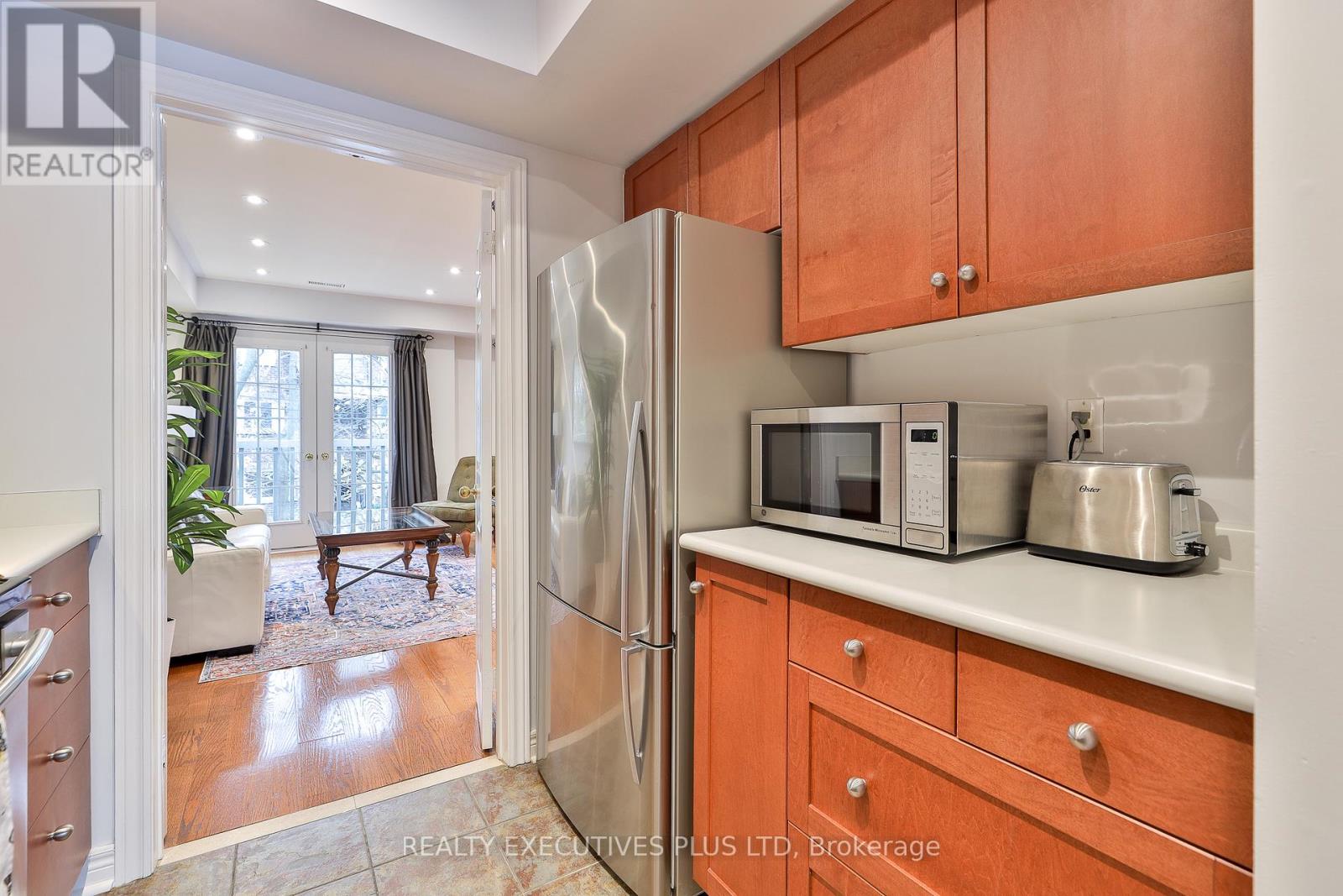 2 - 35 Massey Street, Toronto, Ontario  M6J 3W4 - Photo 7 - C12543862