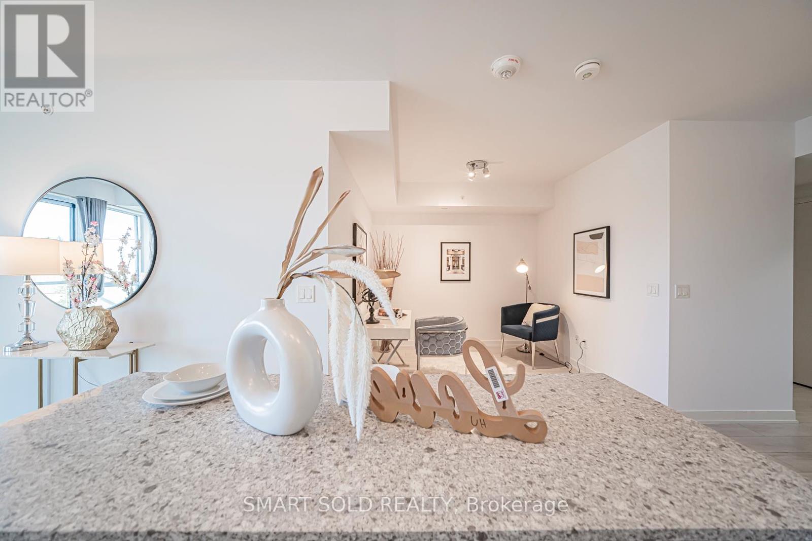 207 - 31 Tippett Road, Toronto, Ontario  M3H 2V1 - Photo 15 - C12543868