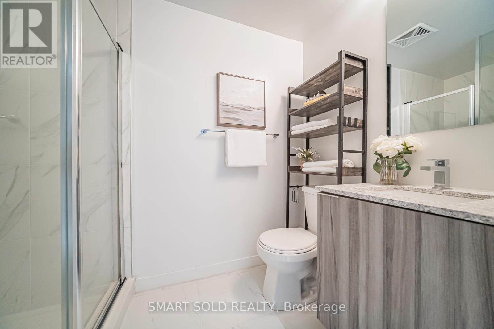 207 - 31 Tippett Road, Toronto, Ontario  M3H 2V1 - Photo 8 - C12543868