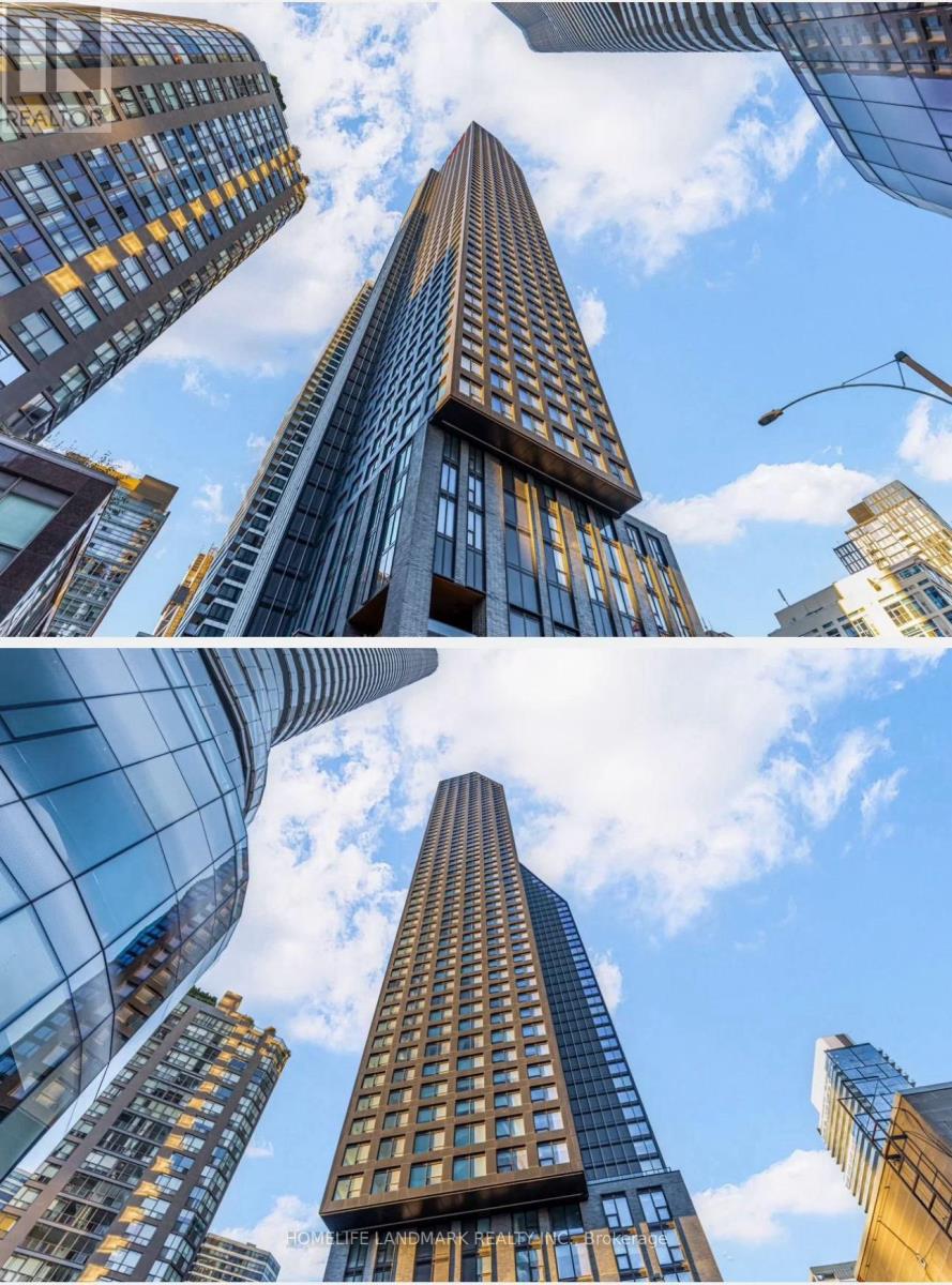 3916 - 8 WELLESLEY STREET W, Toronto, Ontario