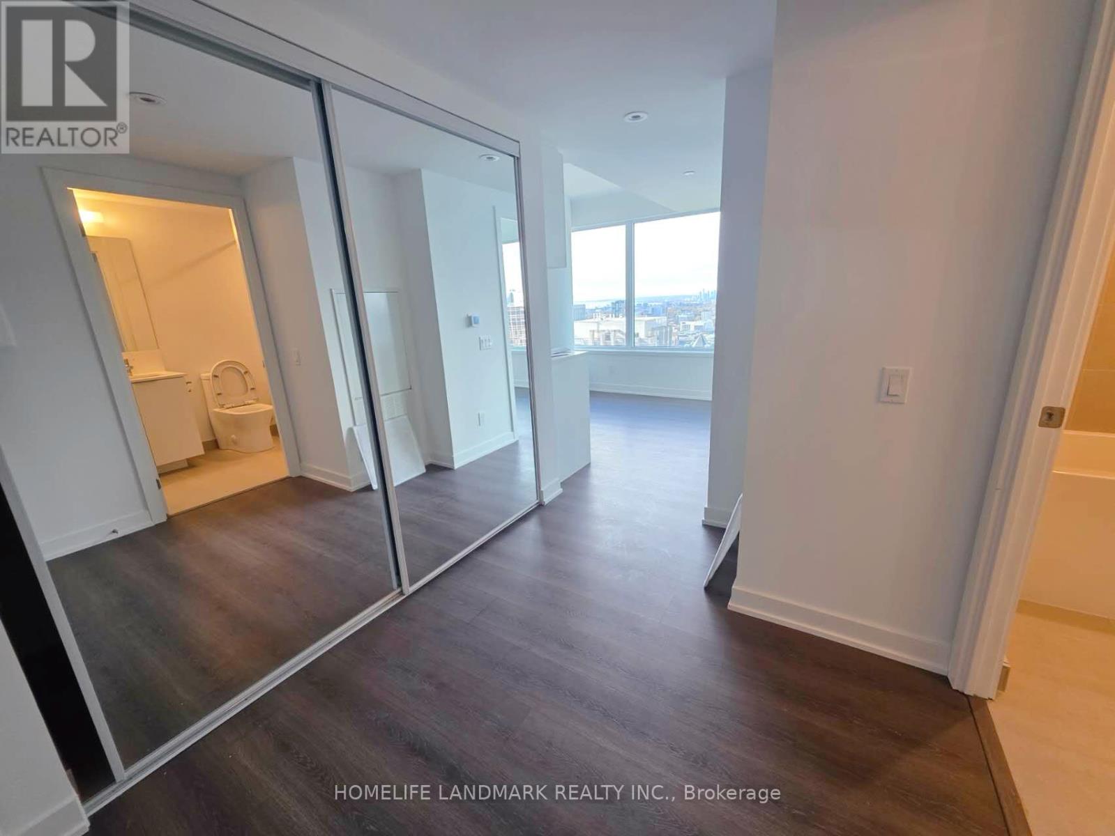 3916 - 8 Wellesley Street W, Toronto, Ontario  M4Y 0J5 - Photo 13 - C12543872