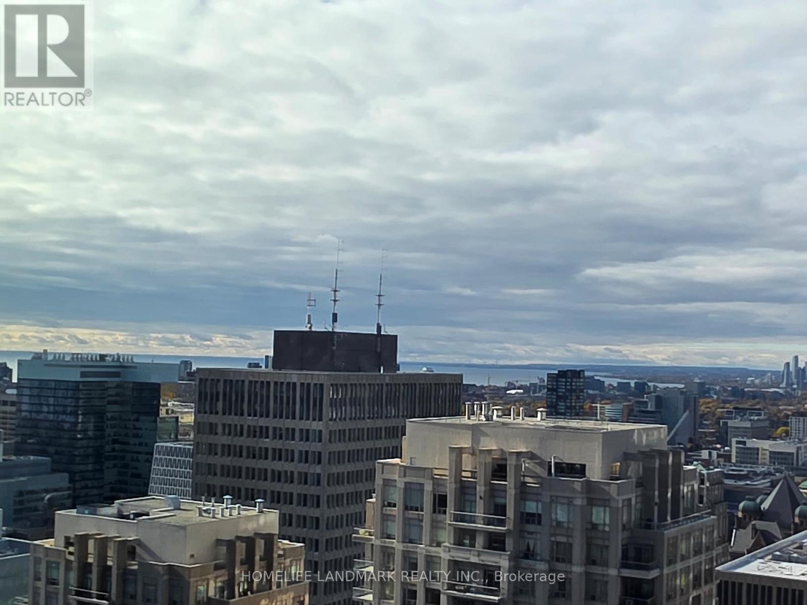 3916 - 8 Wellesley Street W, Toronto, Ontario  M4Y 0J5 - Photo 6 - C12543872