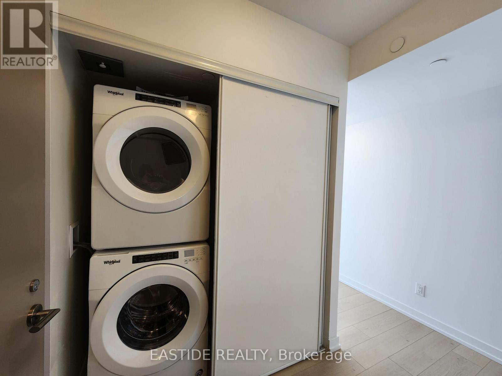 2704 - 6 Sonic Way, Toronto, Ontario  M3C 0P1 - Photo 17 - C12543886