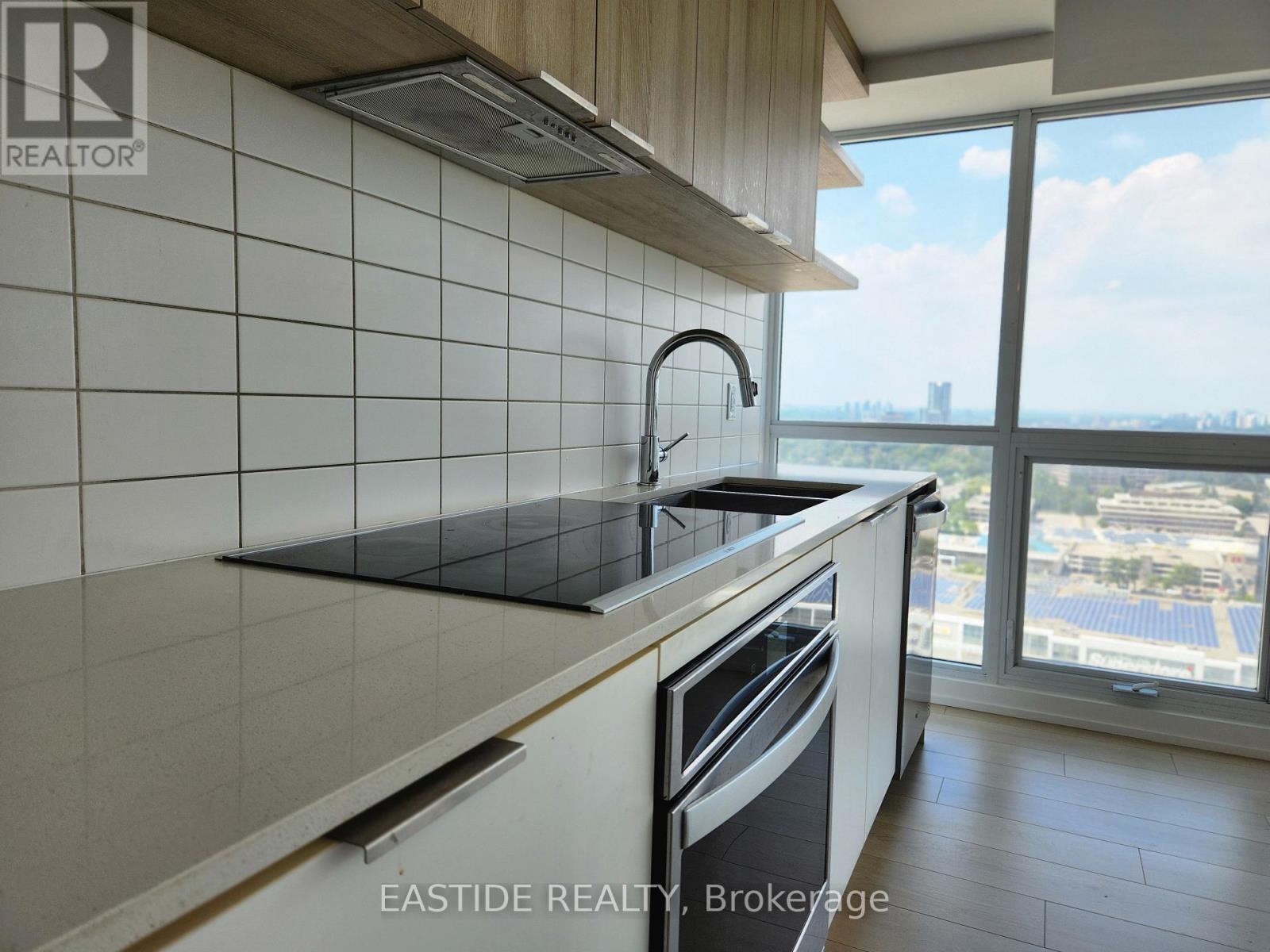 2704 - 6 Sonic Way, Toronto, Ontario  M3C 0P1 - Photo 6 - C12543886