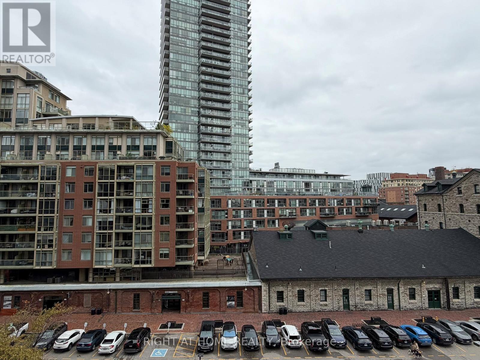 506 - 35 Parliament Street, Toronto, Ontario  M5A 0Z5 - Photo 9 - C12543890