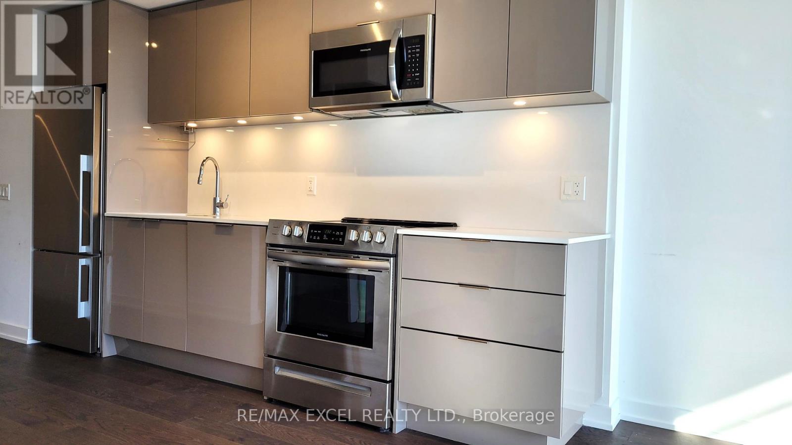 2104 - 25 Richmond Street E, Toronto, Ontario  M5C 0A6 - Photo 4 - C12543894