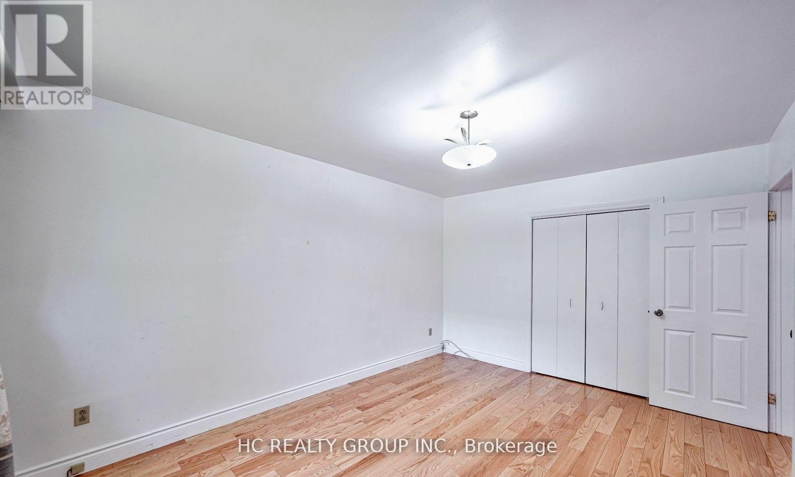 Upper - 20 Greyhound Drive, Toronto, Ontario  M2H 1K3 - Photo 16 - C12543908