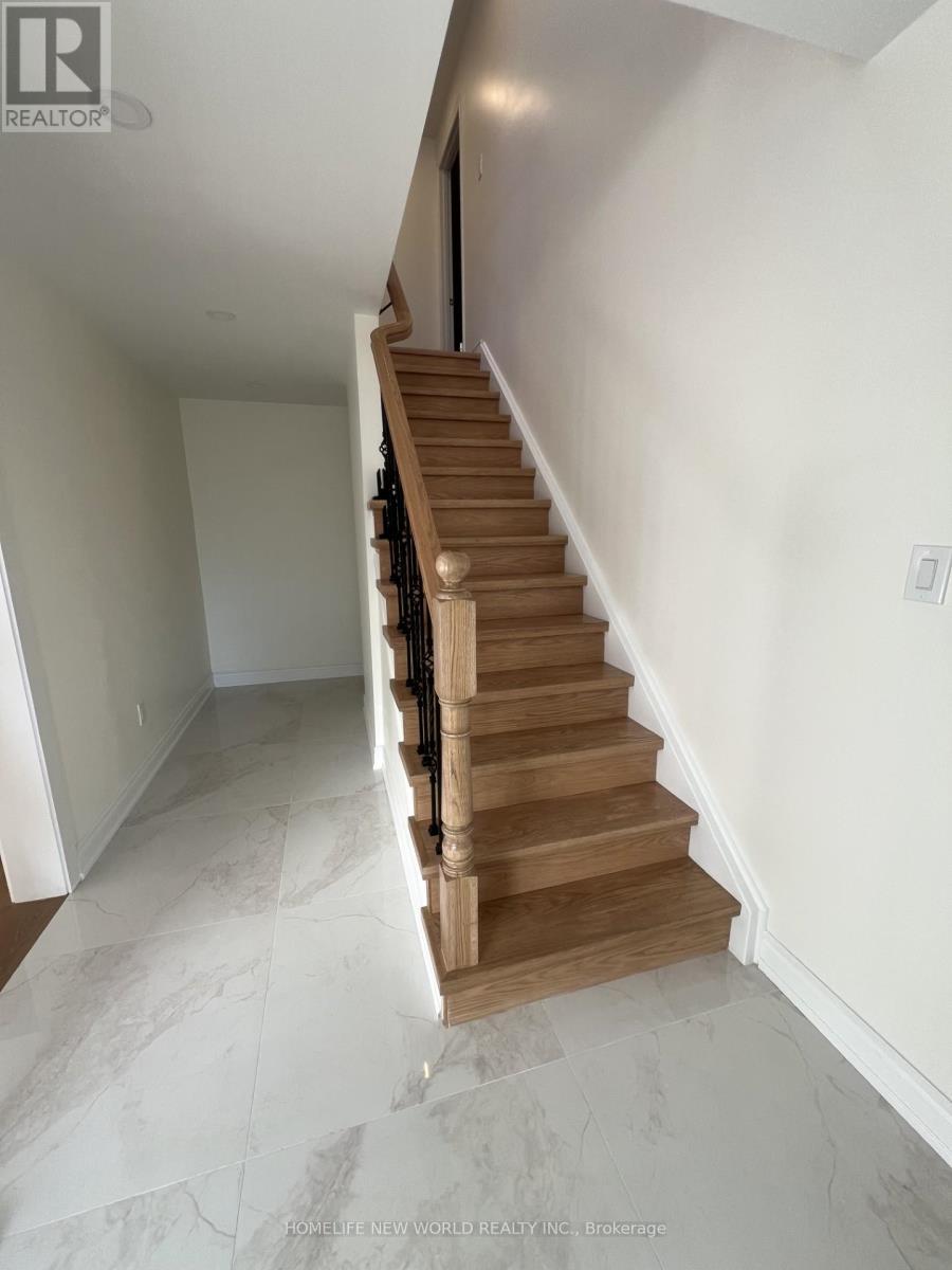 Upper 1 - 69 Silversted Drive, Toronto, Ontario  M1S 3G4 - Photo 6 - E12543878