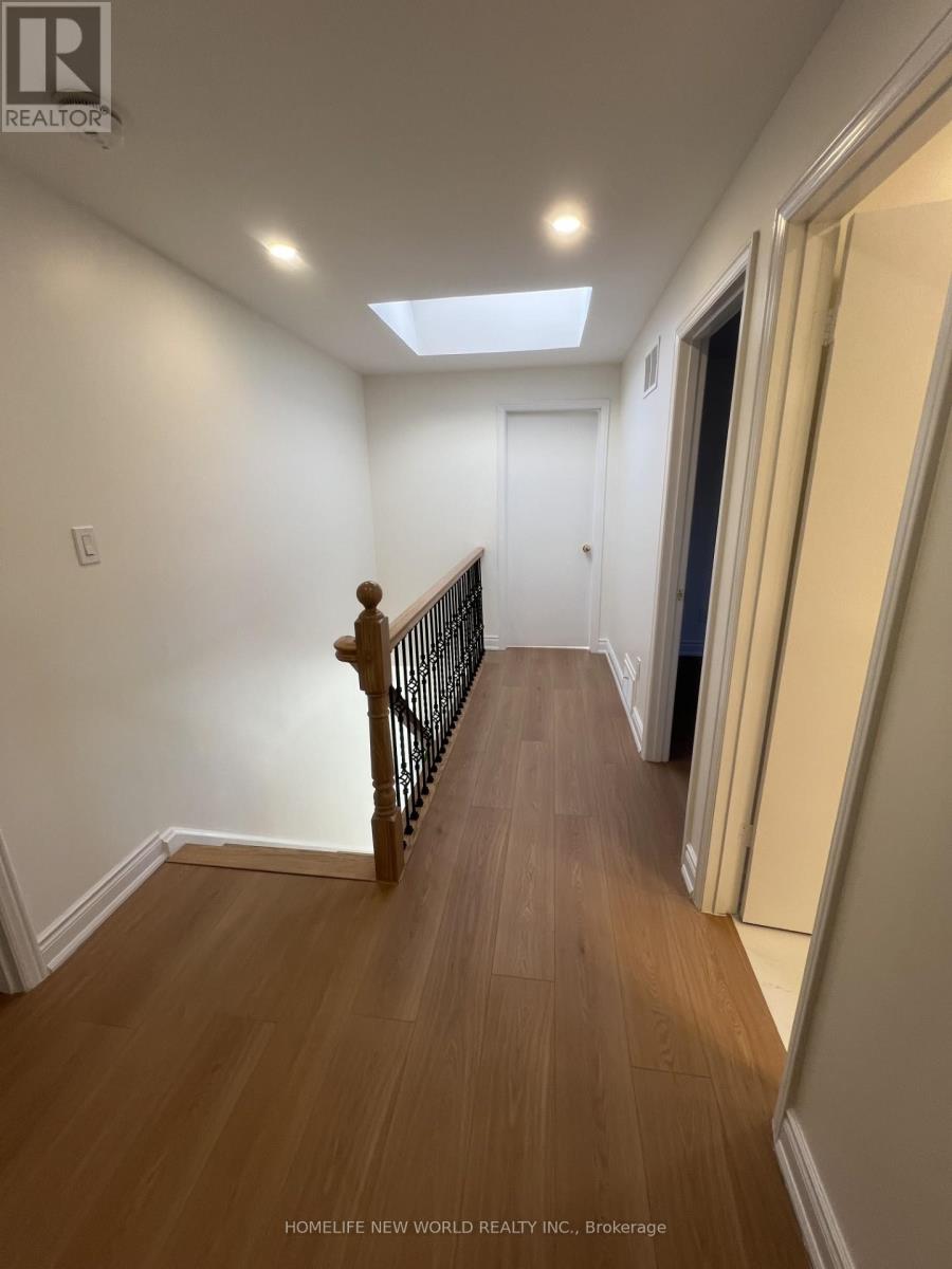 Upper 1 - 69 Silversted Drive, Toronto, Ontario  M1S 3G4 - Photo 8 - E12543878